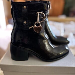 NWT L’Idea Black Patent Leather Ankle Boots Size 38